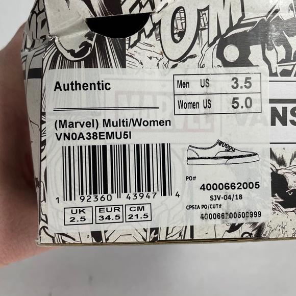 Vans X Marvel - Superheroes - Kid's 3.5/Women's 5 - Picture 8 of 8